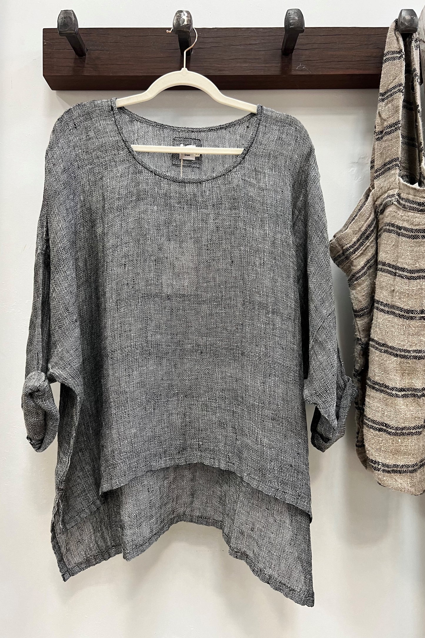 Valentina Top Black & White Woven