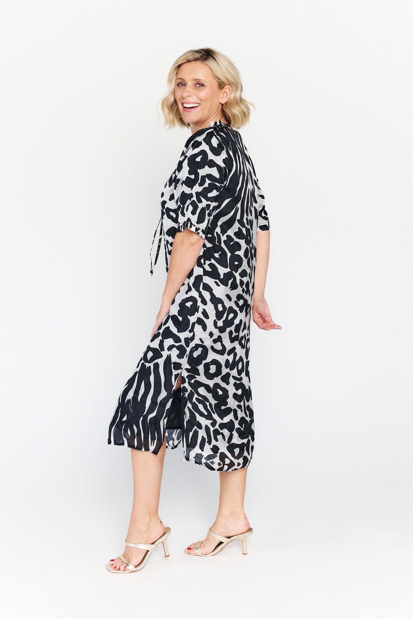 VEDA DRESS