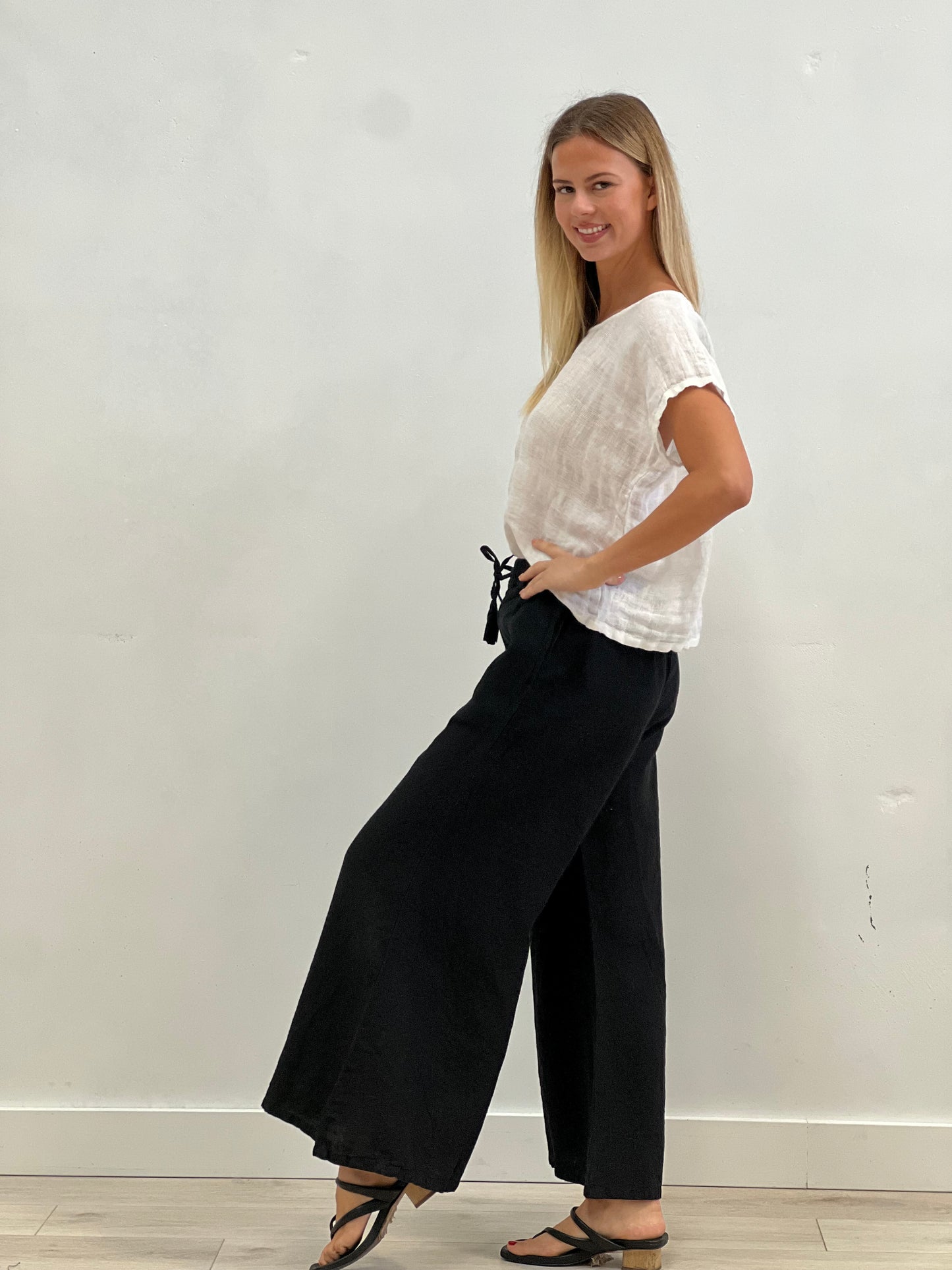 Alessa Wide Leg Pants Black