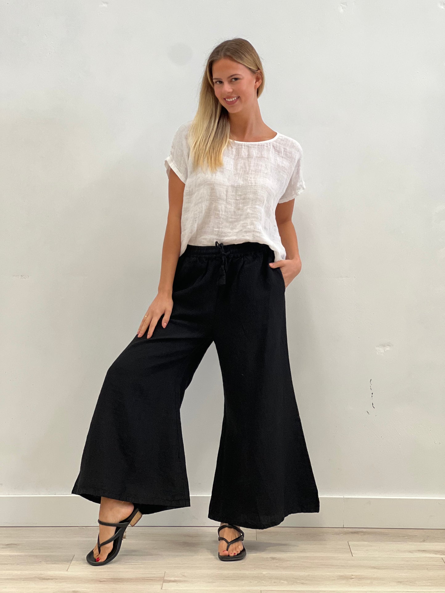 Alessa Wide Leg Pants Black