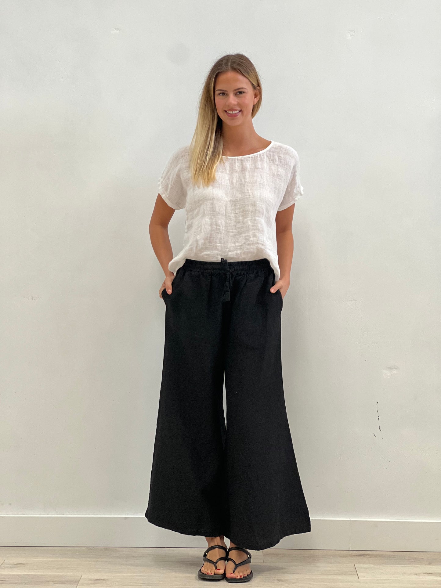 Alessa Wide Leg Pants Black