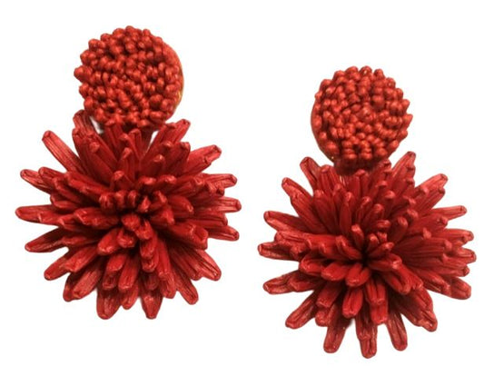 Coral raffia floral earring