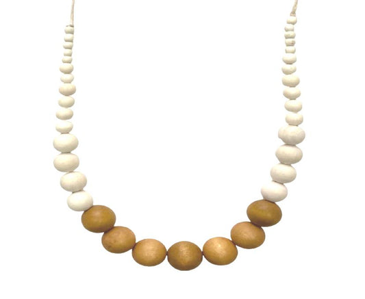 Cream wood necklace