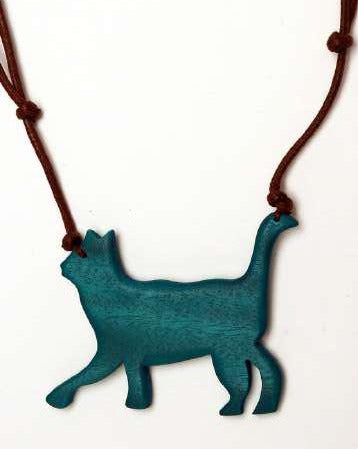 Walking Wooden Cat Necklace N6-5413TY