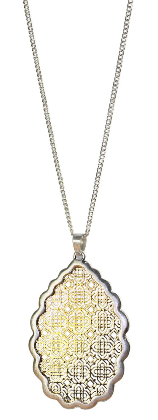 Filigree necklce silver finish