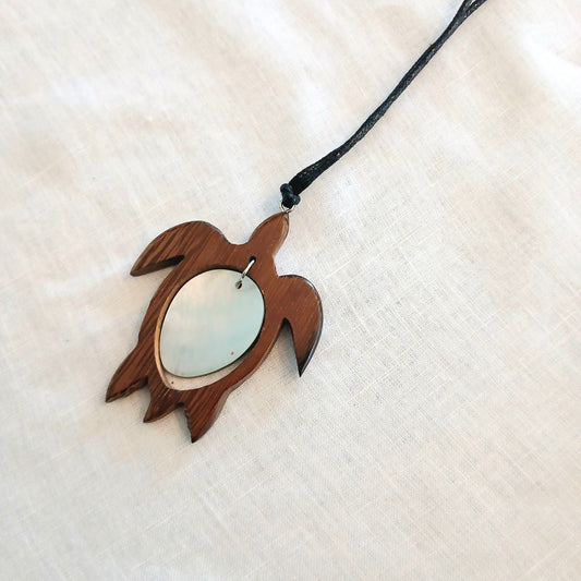 Turtle and Shell Wooden Pendant Necklace N7-549BM