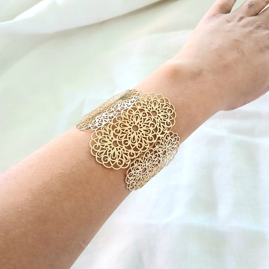 Golden Wrap Around Bracelet 143340D