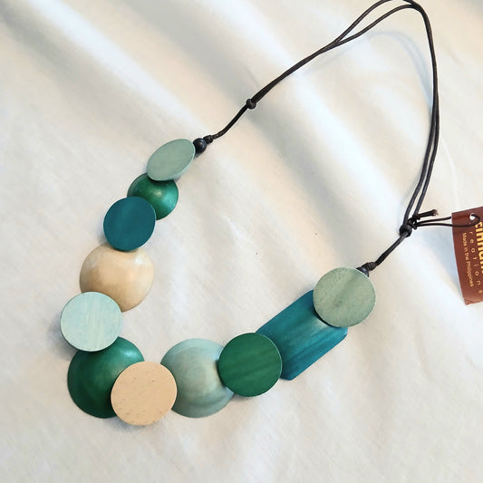 Overlapping Circled Wooden Beaded Necklace N6-5765FCEY