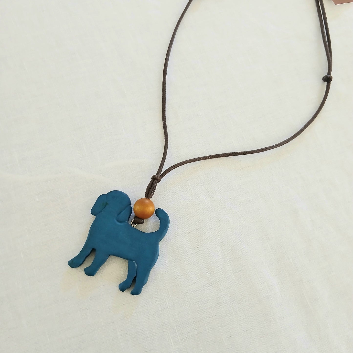 Wooden Dog Pendant Necklace N7-1366