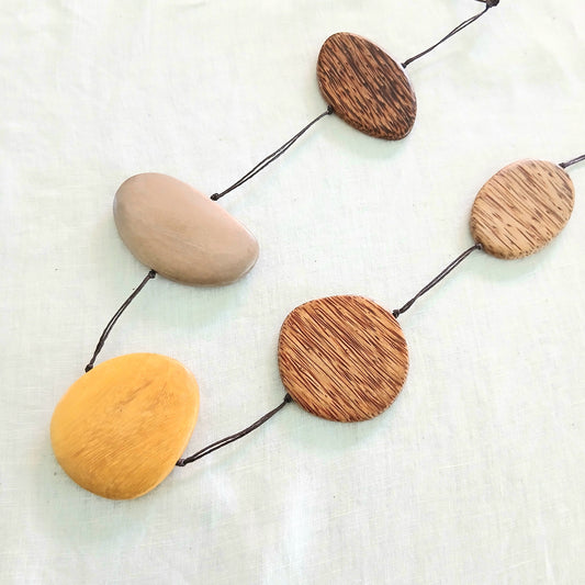 Natural Wooden Beaded Necklace N6-2740W