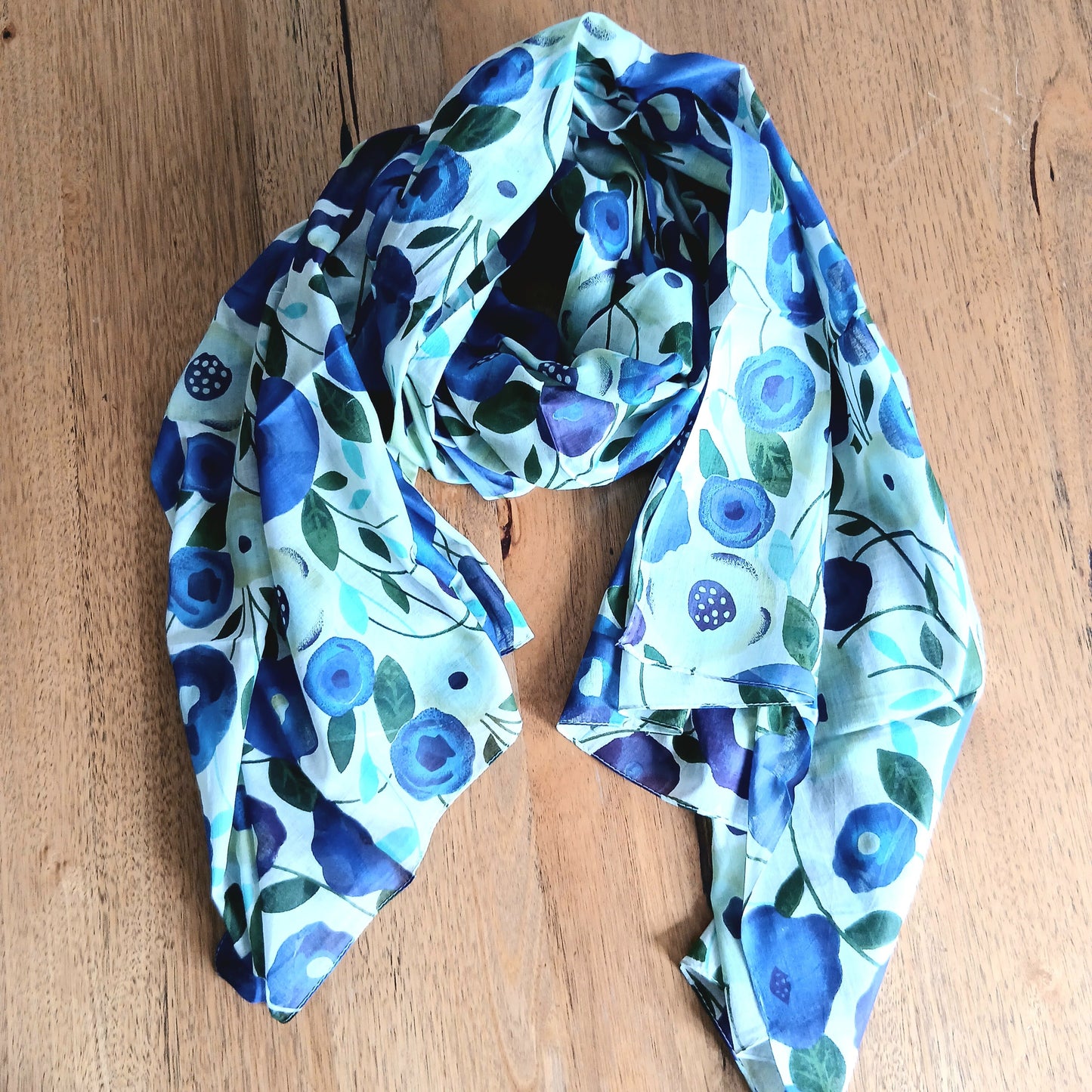 Leaves and Poppy Cotton Scarf 67128