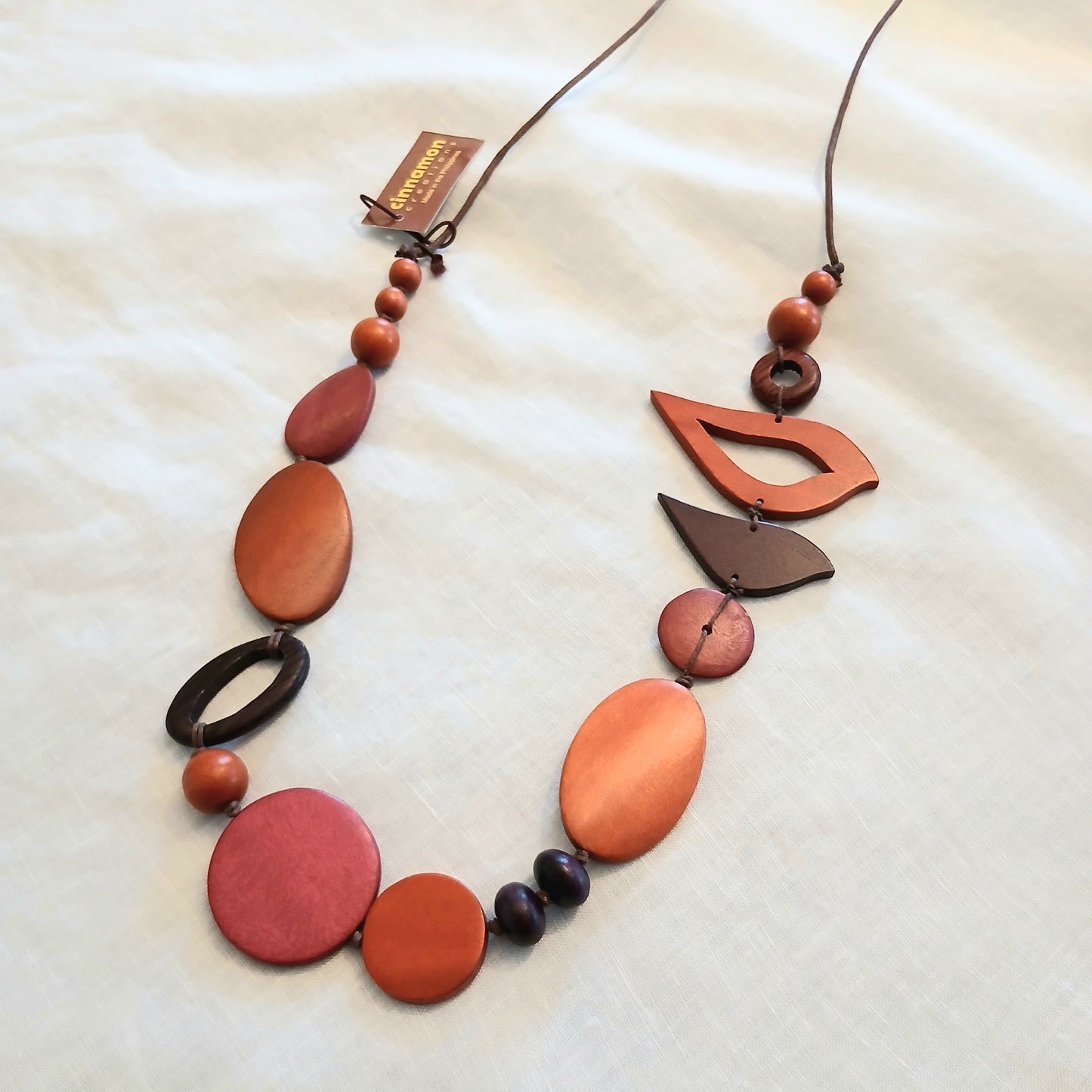 2 Birds Together on Oval Beads N6-1165