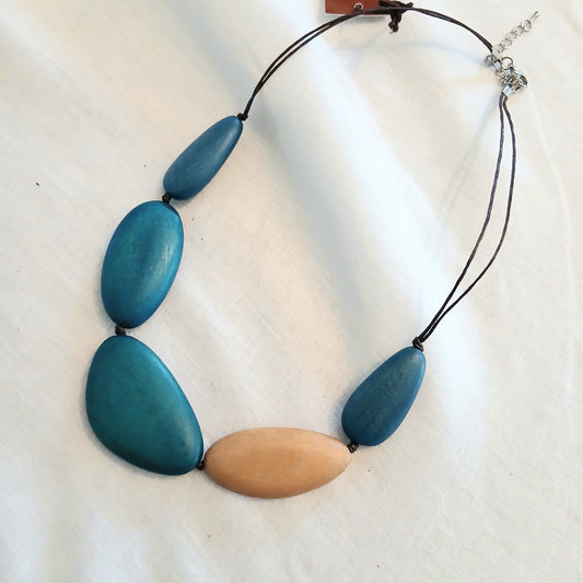 Plain Colour with 1 Other - 5 Piece Wooden Beaded Necklace N6-6224CM