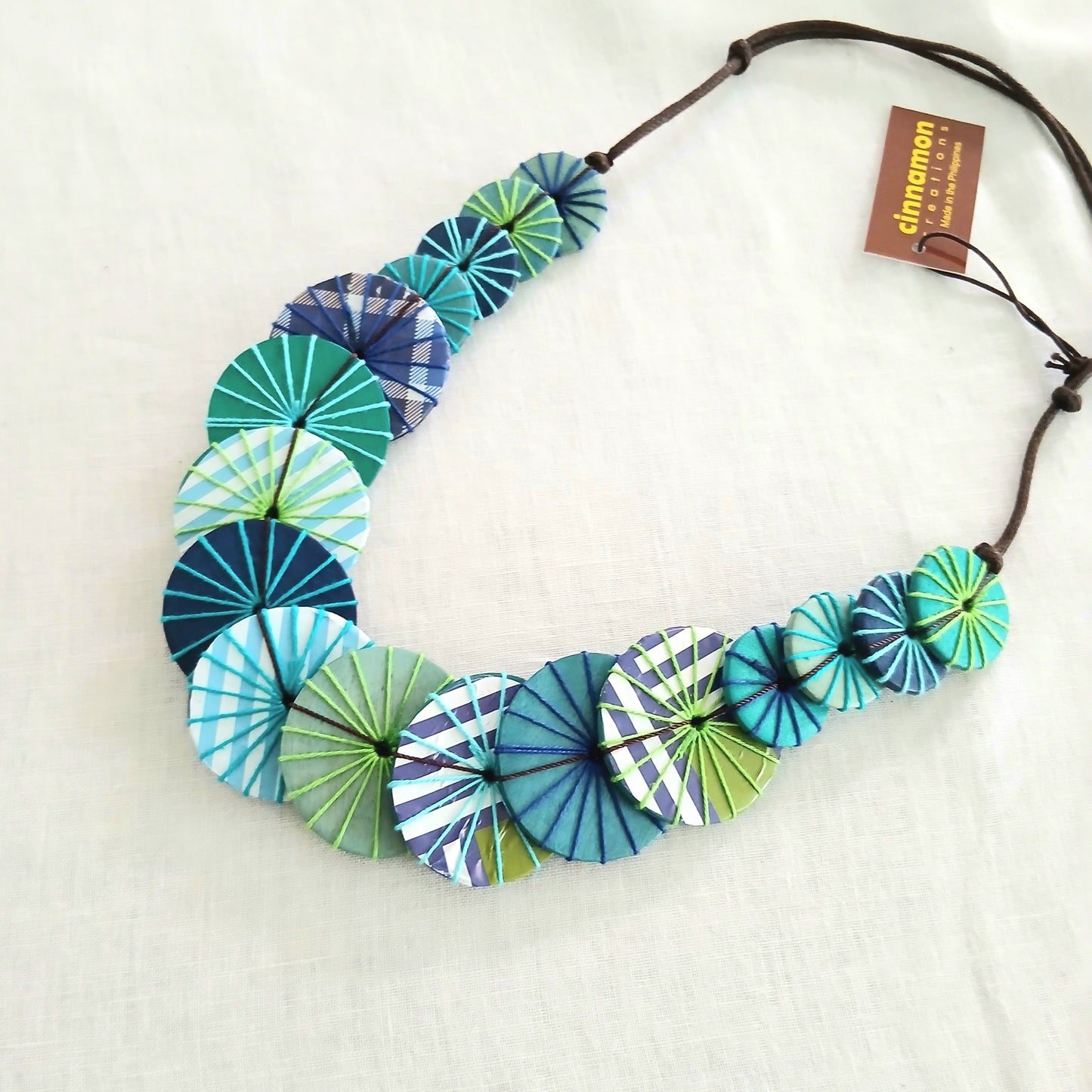 Short Beaded and Embroidered Necklace N7-04