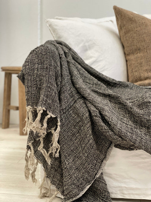 Audrey Heavy Throw- Natural & Black-Mesh Stonewashed 100% Linen 130X190Cm