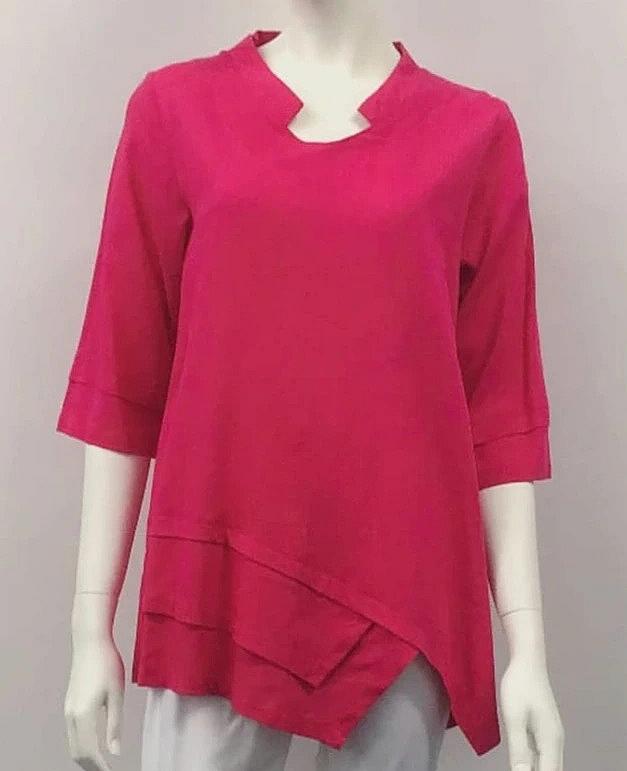 Diamond Neck Medium Sleeve Top