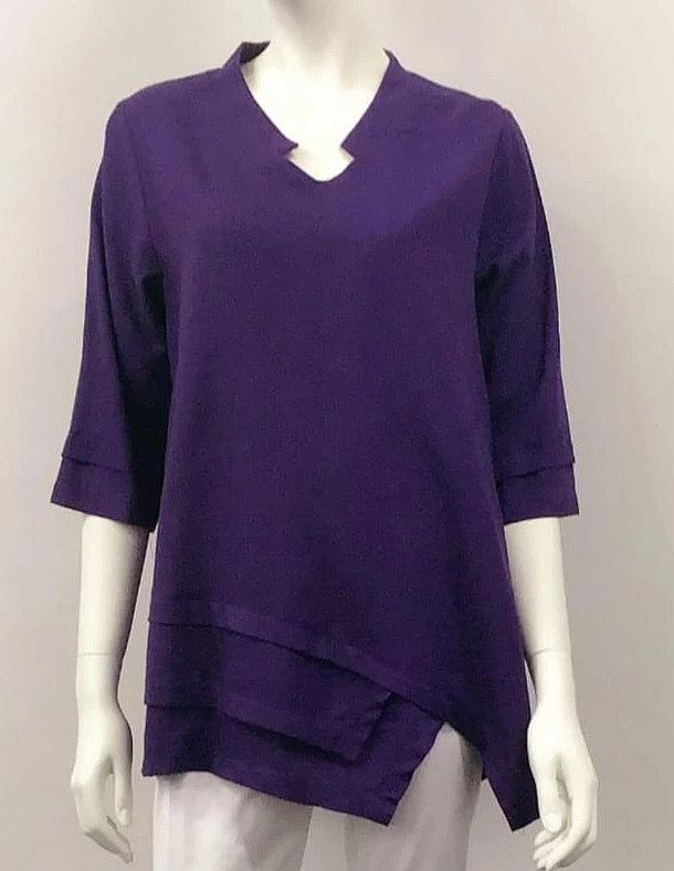 Diamond Neck Medium Sleeve Top